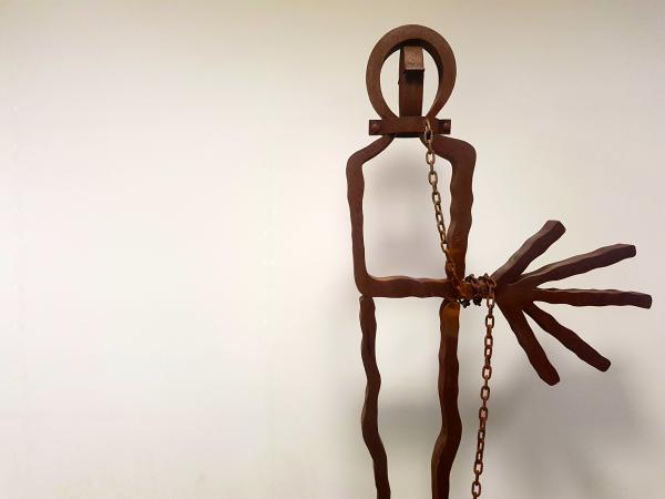 Monument to Mulga Bill and Neighbour sculpture at Northern Territory Library
